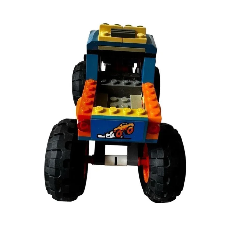LEGO City Monster Truck 60180 Building Kit (192 Pieces)